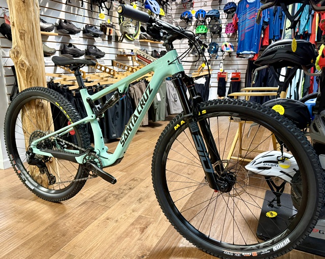 Santa Cruz Blur Mountain Bike Dealer in Pennsylvania