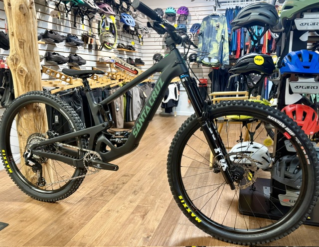 Santa Cruz Hightower  Mountain Bike Dealer in Pennsylvania