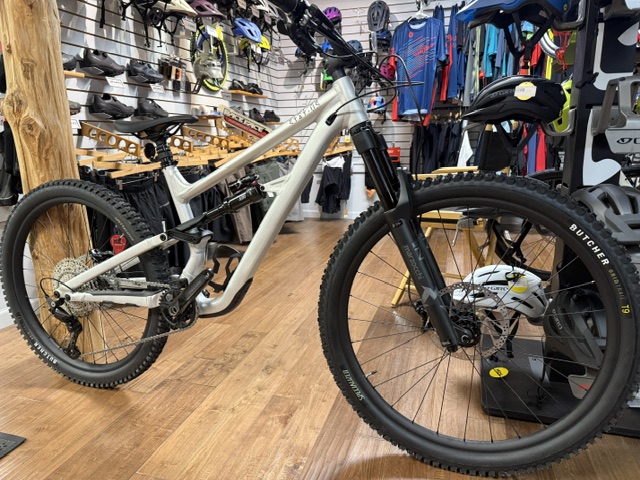 Specialized Status Mountain Bike Dealer in Pennsylvania