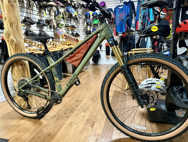 Trek Roscoe Mountain Bike Dealer in Pennsylvania